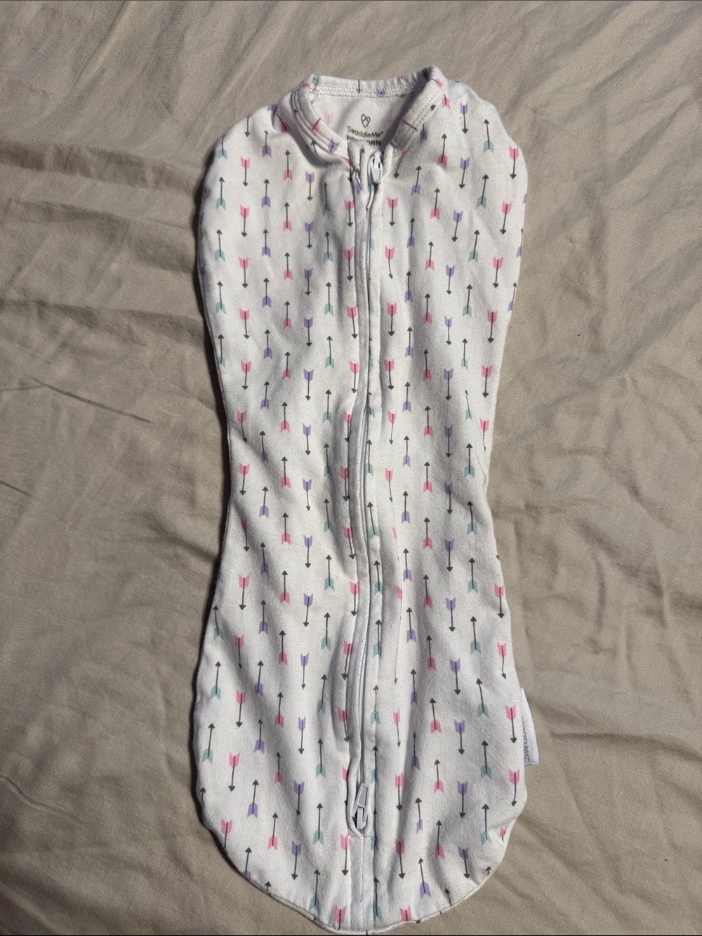 SwaddleMe- White Baby Swaddle with Pink & Purple Arrow Print - Newborn